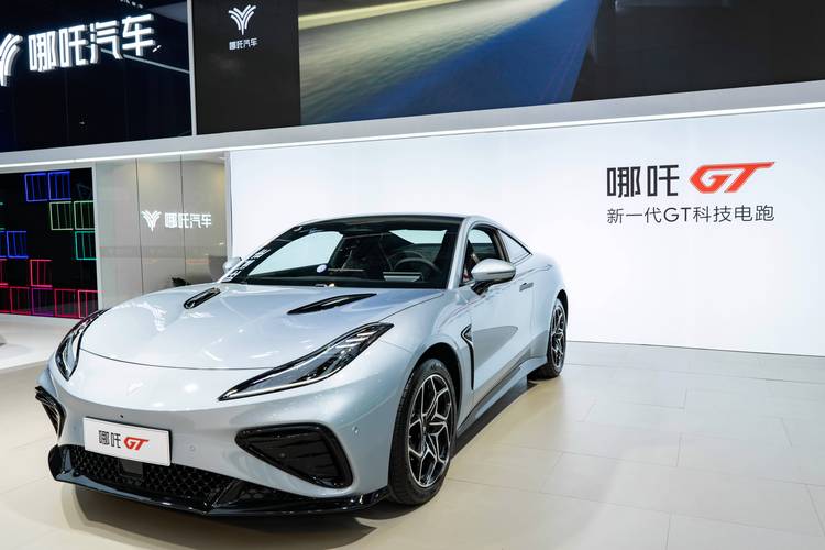 佛山南海区天纳浩企业管理咨询哪吒汽车在智能汽车领域的表现，领途汽车在新能源汽车市场中的影响力