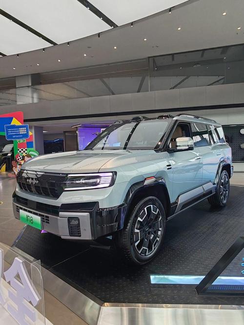佛山南海区天纳浩企业管理咨询比亚迪方程豹硬派越野的爆款，英菲尼迪35周年与你共成长